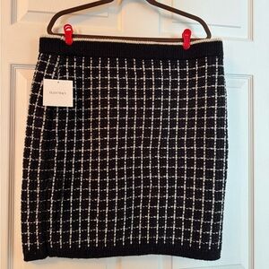 Ellen Tracy Black and White Checkered Pencil Skirt
